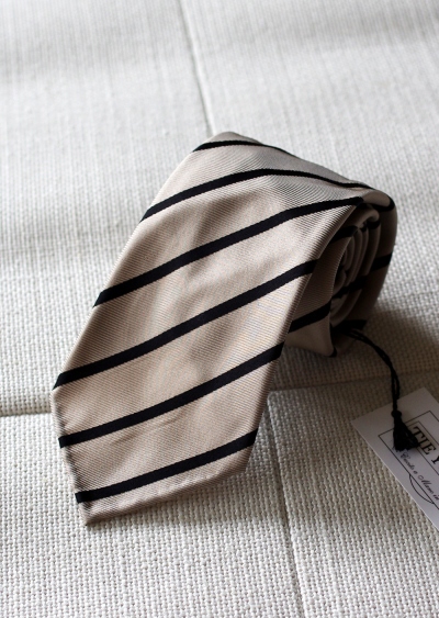 TIE YOUR TIE STRIPE