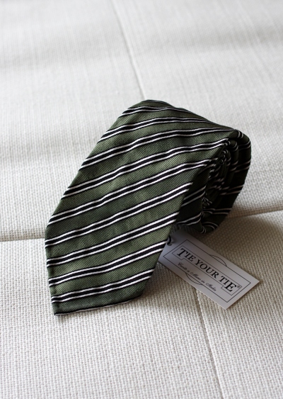 TIE YOUR TIE STRIPE