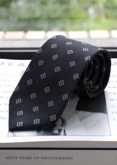 LIVERANO & LIVERANO TIE